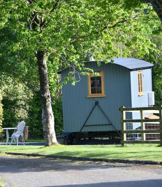 The Shepherds Hut Carmarthen Exterior foto